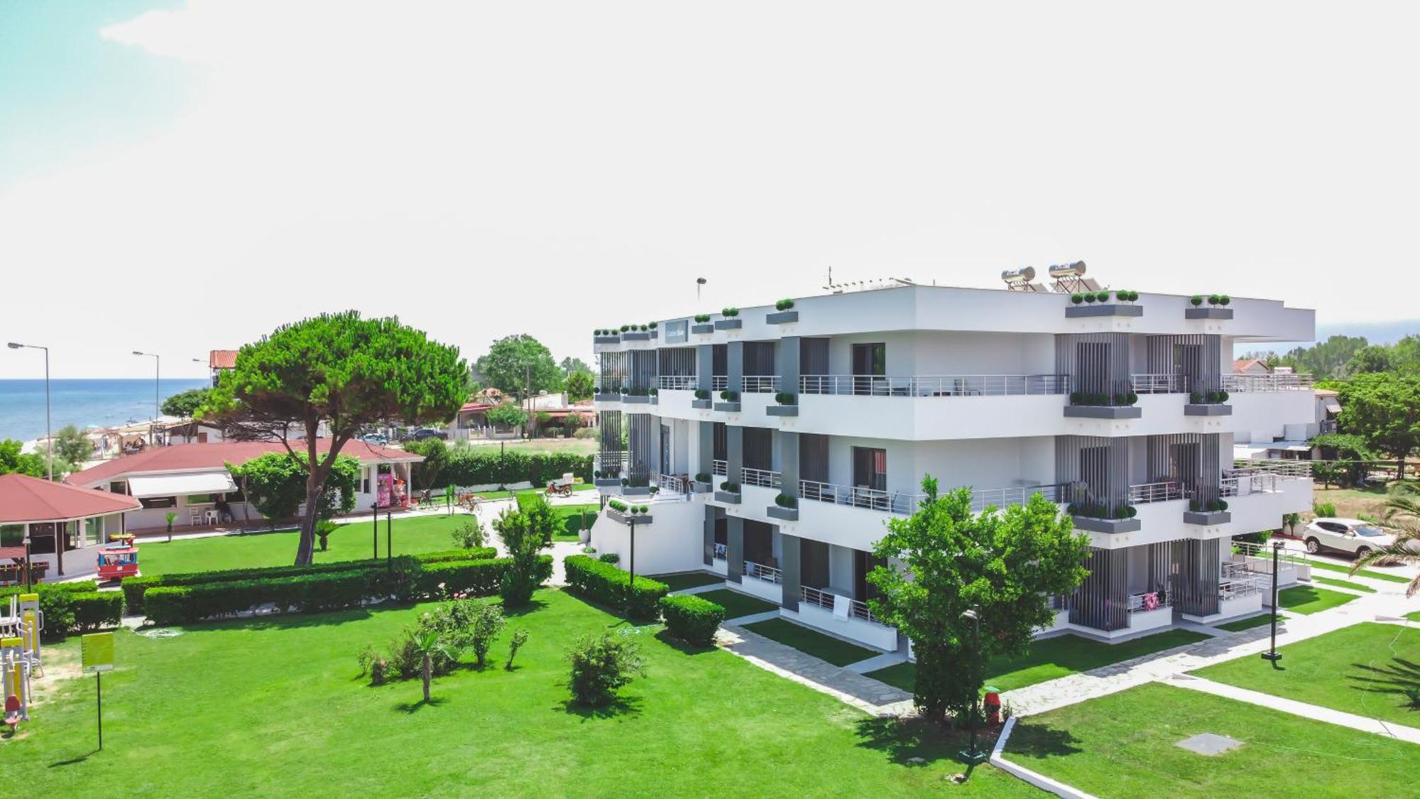 Hotel Golden Sun Nea Mesangala Exterior photo